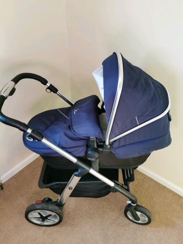 silver cross pioneer pram midnight blue